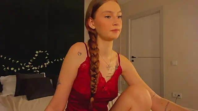 Snapshot of Jessica_Jensen chatting on July 1, 2026, 1:18 am Jessica Jensen online show from July 1, 2026, 1:18 am