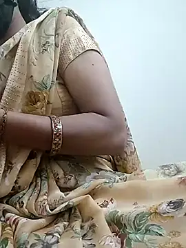 Snapshot of zawadi_Savita1 chatting on July 8, 2026, 11:04 am zawadi Savita1 online show from July 8, 2026, 11:04 am