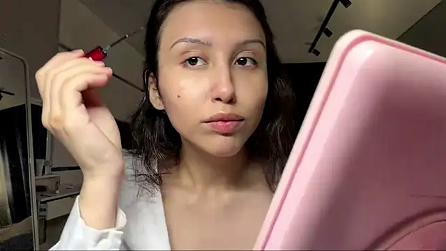 Alicekitty67 online show from June 17, 2026, 3:13 pm