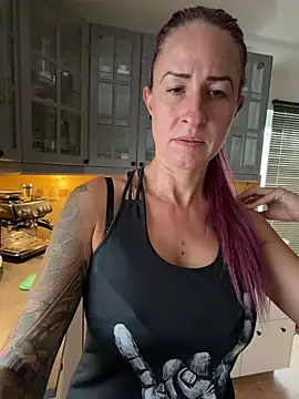 GermanMilfJasmin online show from July 8, 2026, 7:13 am