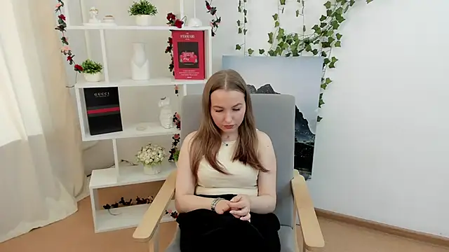 Snapshot of ElanaSpink chatting on May 31, 2026, 8:43 am ElanaSpink online show from May 31, 2026, 8:43 am