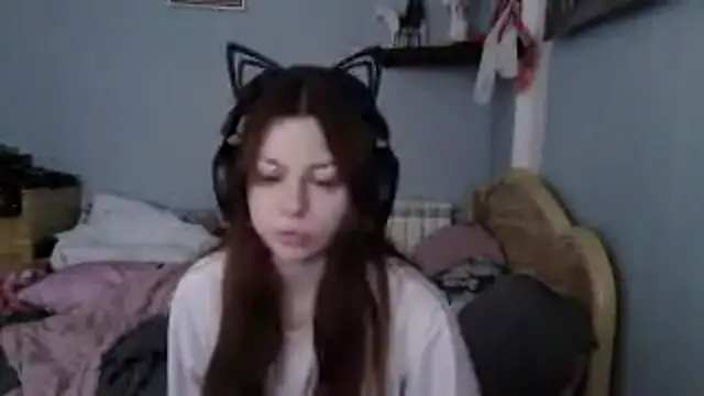 Snapshot of AlessiaViolet chatting on May 29, 2026, 9:29 am AlessiaViolet online show from May 29, 2026, 9:29 am