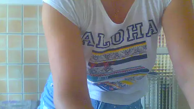 Snapshot of Alaska-perla chatting on June 4, 2026, 5:19 pm Alaska-perla online show from June 4, 2026, 5:19 pm