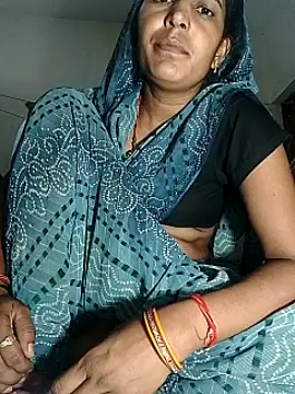 Snapshot of Cut_itr2 chatting on June 26, 2026, 4:22 pm Cut itr2 online show from June 26, 2026, 4:22 pm
