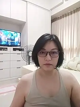 Snapshot of becca201 chatting on July 25, 2026, 1:36 am becca201 online show from July 25, 2026, 1:36 am