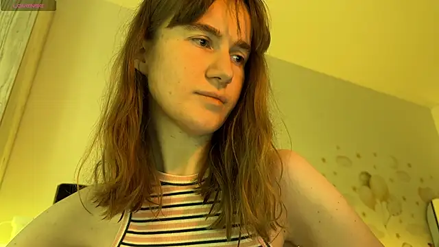 agniia257 online show from June 18, 2026, 3:16 pm