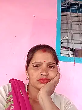 Snapshot of Divya_hot88 chatting on June 5, 2026, 1:23 am Divya hot88 online show from June 5, 2026, 1:23 am