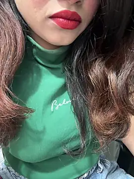 Snapshot of Yours_riya11 chatting on June 20, 2026, 4:10 pm Yours riya11 online show from June 20, 2026, 4:10 pm