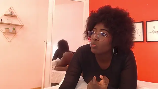 Snapshot of sheila_cooper chatting on June 23, 2026, 8:51 pm sheila cooper online show from June 23, 2026, 8:51 pm