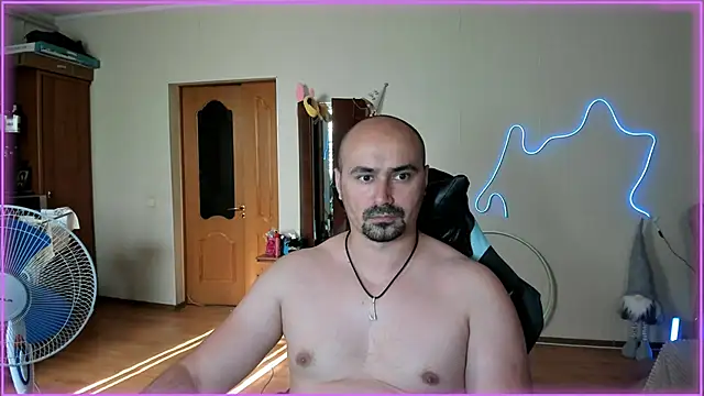 -SexyDaddy- online show from June 16, 2026, 2:19 pm