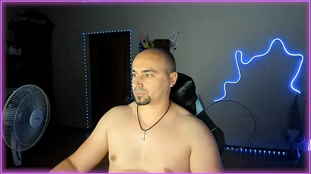 -SexyDaddy- online show from June 25, 2026, 6:01 pm