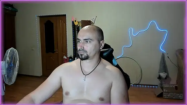 -SexyDaddy- online show from July 10, 2026, 2:41 pm
