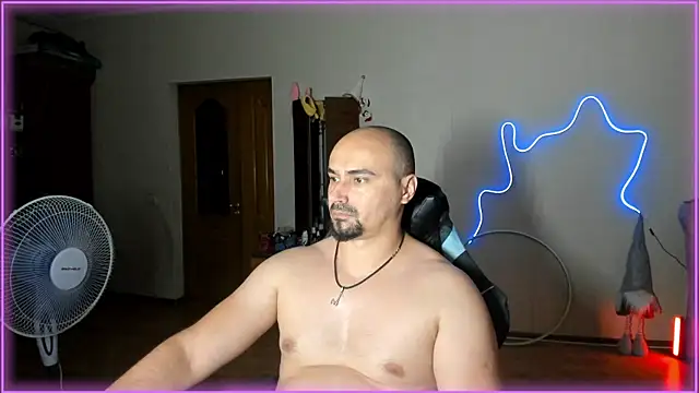 -SexyDaddy- online show from July 20, 2026, 7:38 pm