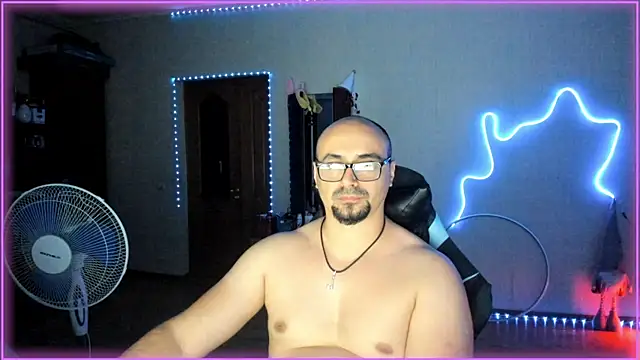 -SexyDaddy- online show from July 27, 2026, 7:10 pm