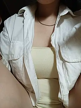 nako-yaya online show from June 25, 2026, 3:17 am