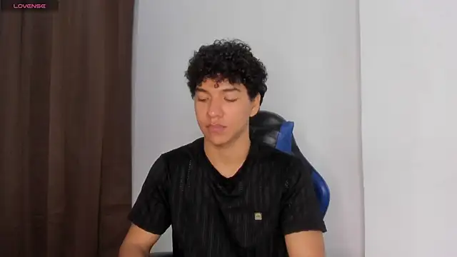 Maximiliano Young online show from June 4, 2026, 12:44 pm