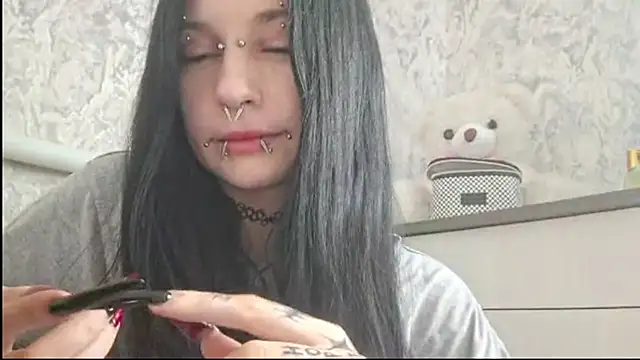Snapshot of KrissyHiott chatting on June 12, 2026, 4:11 am KrissyHiott online show from June 12, 2026, 4:11 am