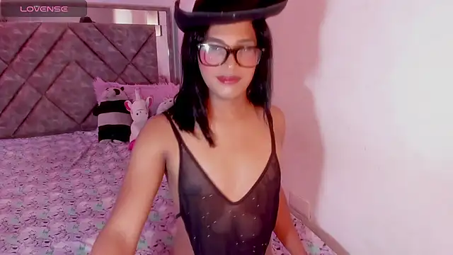 isabellaho1318 online show from June 21, 2026, 6:27 am