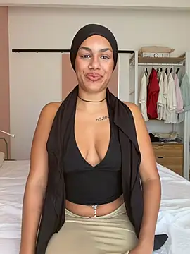 Snapshot of nadiabnssd chatting on July 14, 2026, 2:23 pm nadiabnssd online show from July 14, 2026, 2:23 pm