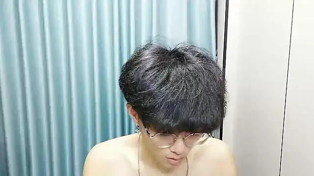 Snapshot of wssoo11 chatting on July 16, 2026, 12:22 pm wssoo11 online show from July 16, 2026, 12:22 pm