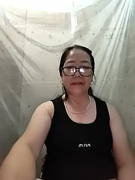 Snapshot of Ai_babylove chatting on July 9, 2026, 10:47 pm Ai babylove online show from July 9, 2026, 10:47 pm