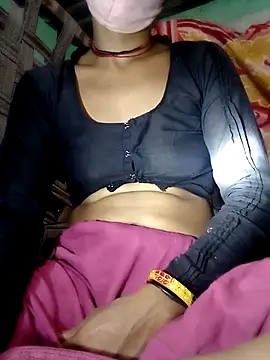 Snapshot of Aarti9080 chatting on July 3, 2026, 4:24 pm Aarti9080 online show from July 3, 2026, 4:24 pm