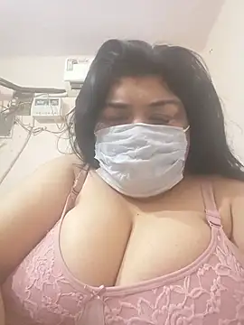 Snapshot of simranjeet_kaur69 chatting on June 25, 2026, 6:45 pm simranjeet kaur69 online show from June 25, 2026, 6:45 pm