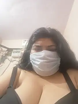 Snapshot of simranjeet_kaur69 chatting on July 2, 2026, 11:33 pm simranjeet kaur69 online show from July 2, 2026, 11:33 pm