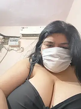 Snapshot of simranjeet_kaur69 chatting on July 15, 2026, 2:33 pm simranjeet kaur69 online show from July 15, 2026, 2:33 pm