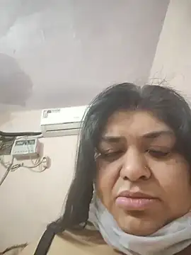 Snapshot of simranjeet_kaur69 chatting on July 28, 2026, 8:52 pm simranjeet kaur69 online show from July 28, 2026, 8:52 pm