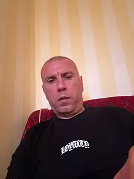 Snapshot of sashaalexandru chatting on May 31, 2026, 6:09 pm sashaalexandru online show from May 31, 2026, 6:09 pm