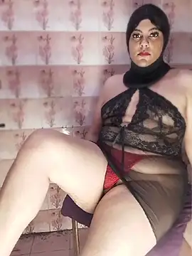 LenaQPeach online show from June 17, 2026, 11:16 pm