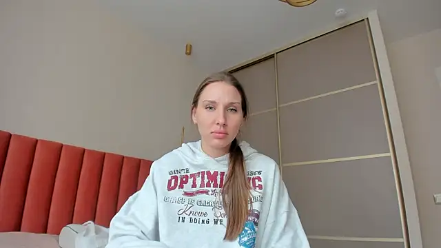Snapshot of SofiClimbing chatting on March 11, 2025, 6:53 am SofiClimbing online show from March 11, 2025, 6:53 am