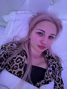 Anytochka online show from June 3, 2026, 2:33 pm