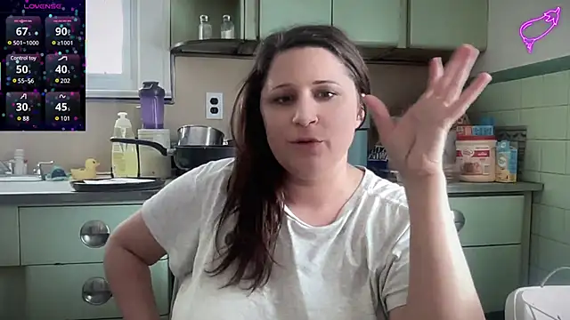 Snapshot of maddiliz chatting on February 12, 2025, 7:02 pm maddiliz online show from February 12, 2025, 7:02 pm