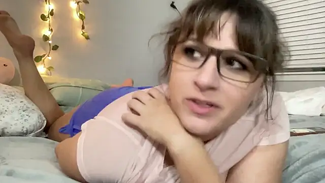 maddiliz online show from November 21, 2025, 5:06 am