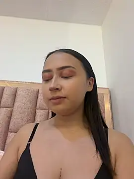 Snapshot of alana_taylor_bss chatting on July 16, 2026, 2:06 am alana taylor bss online show from July 16, 2026, 2:06 am