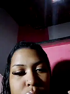 Snapshot of Silmara21 chatting on July 10, 2026, 5:48 pm Silmara21 online show from July 10, 2026, 5:48 pm
