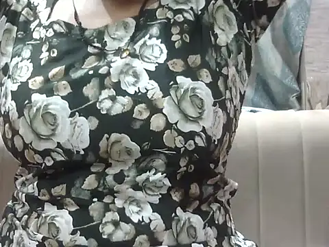 Snapshot of hey_darling_ chatting on July 19, 2026, 3:38 pm hey darling online show from July 19, 2026, 3:38 pm