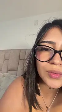 Snapshot of Nicolegh_ chatting on July 14, 2026, 2:05 am Nicolegh online show from July 14, 2026, 2:05 am