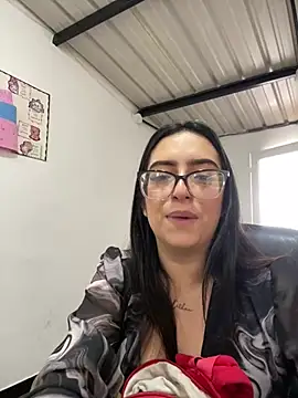 Snapshot of Kloenovoa- chatting on June 22, 2026, 1:30 pm Kloenovoa- online show from June 22, 2026, 1:30 pm