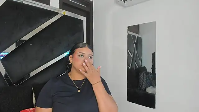 Coralhtx online show from July 12, 2026, 1:02 pm