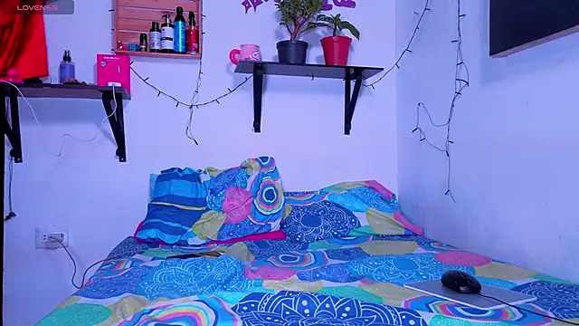 Snapshot of Celeste_Latina19 chatting on June 16, 2026, 4:15 am Celeste Latina19 online show from June 16, 2026, 4:15 am