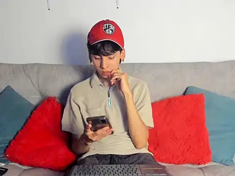 Angel Dustt1 online show from June 15, 2026, 10:12 pm
