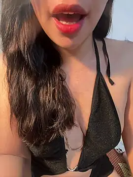 QuynhAnhhh sweet online show from July 13, 2026, 8:06 am
