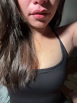 QuynhAnhhh sweet online show from July 19, 2026, 9:46 am