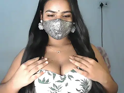 Curvy Deepa online show from July 20, 2026, 6:21 pm