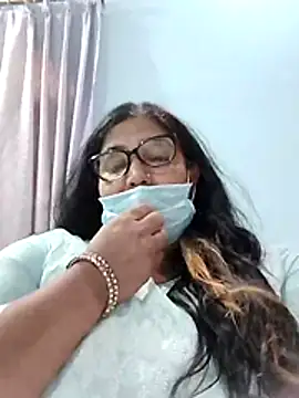 Hina4577 online show from June 4, 2026, 7:14 am