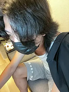 Natsu x  online show from June 18, 2026, 8:47 am