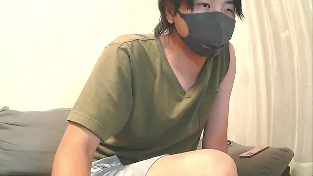 Natsu x  online show from July 23, 2026, 2:37 pm